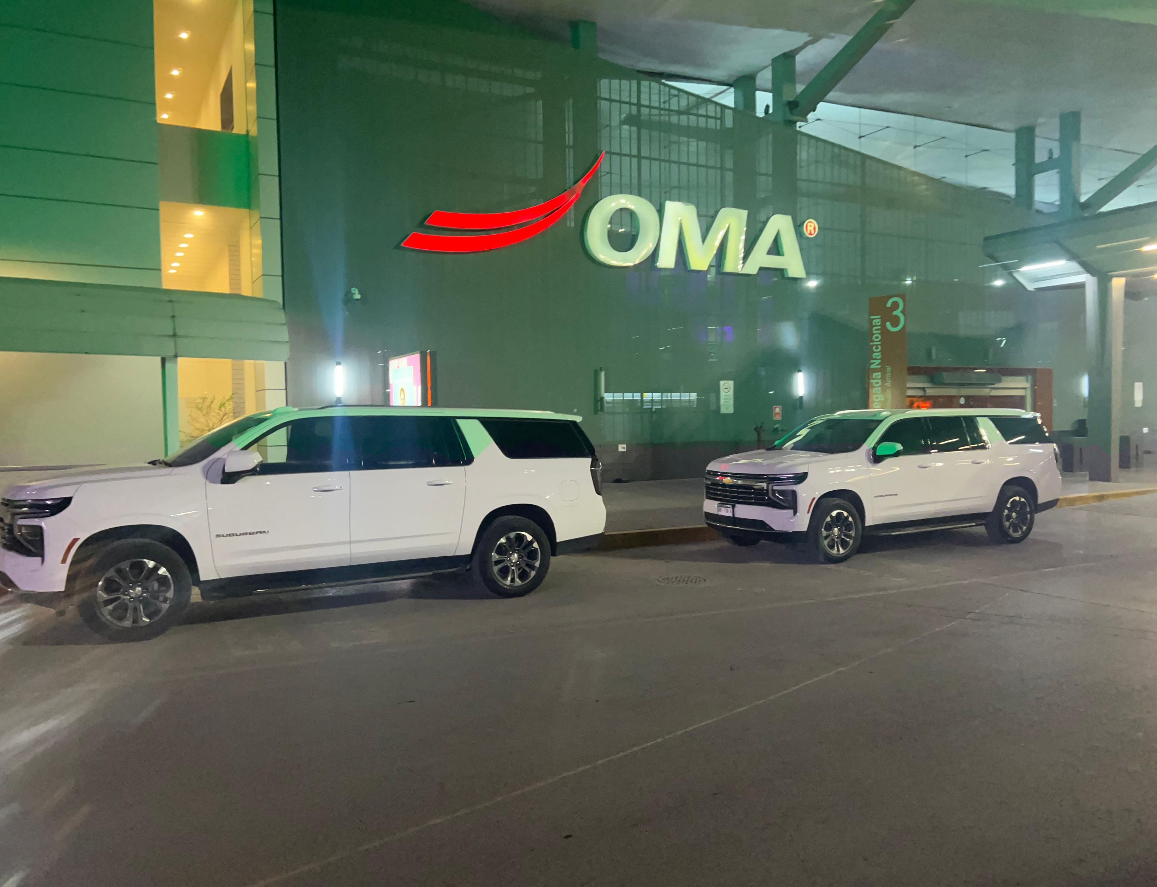 Suburban ejecutivas en Aeropuerto MTY OMA - Traslados en Monterrey